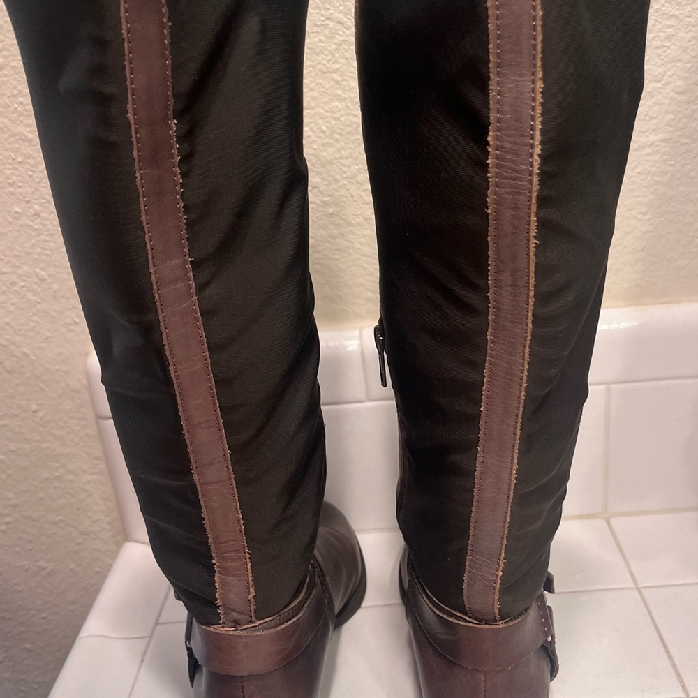 Arturo Chiang Brown Leather Knee-High Riding Style Boots w/ Buckle Details Sz 8 - Picture 3 of 8